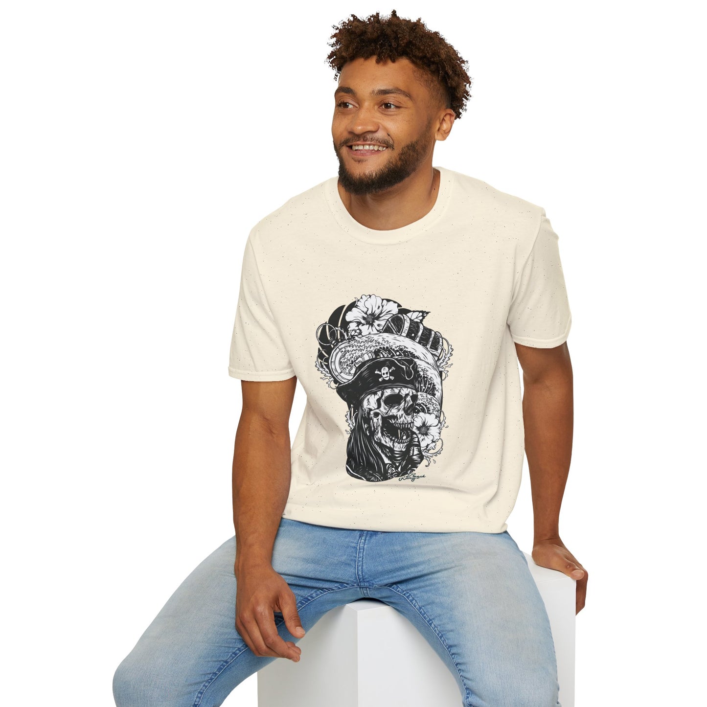 Unisex Softstyle Pirate-tee